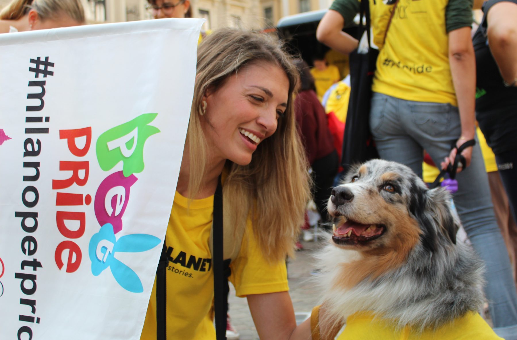 cane ragazza petpride milano pet week